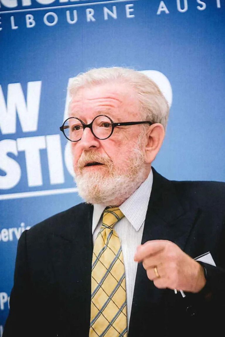 Robert Richter portrait