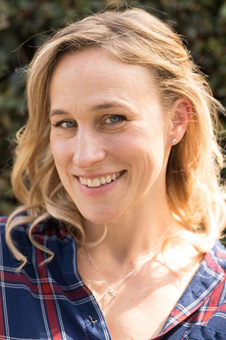Pamela Ribon portrait